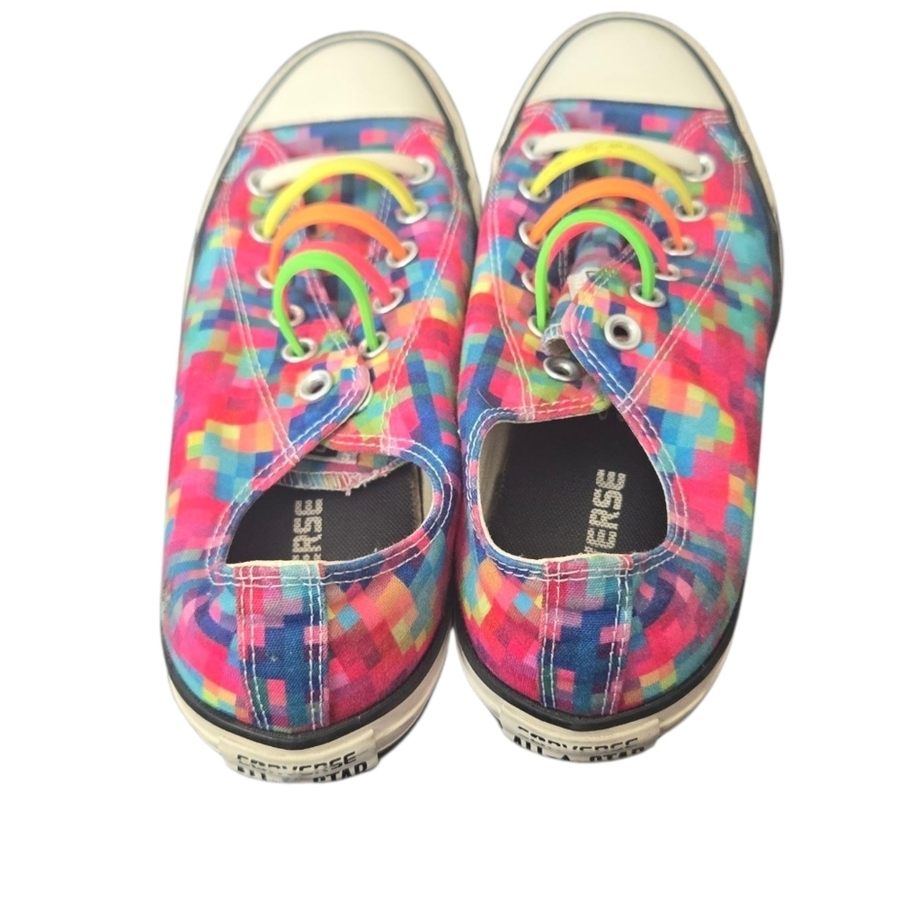 Converse Colorful Pixel Pattern Sneakers Size 9 - Picture 4 of 6